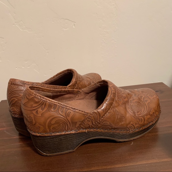 Bass Clogs - Picture 4 of 5